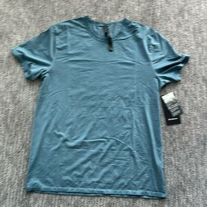 Lululemon fundamental tea wash extra large